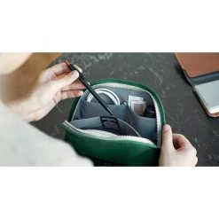 Bellroy Classic Pouch