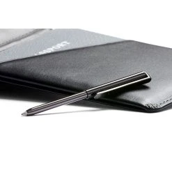 Bellroy Travel Wallet - RFID Bags & EDC