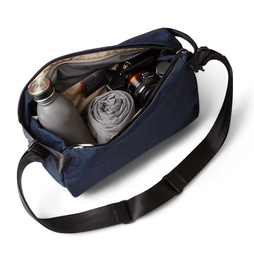 Bellroy New Venture Sling 9L 4 Bellroy New Venture Sling 9L