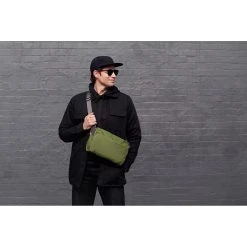 Bellroy New Venture Sling 9L 34 Bellroy New Venture Sling 9L