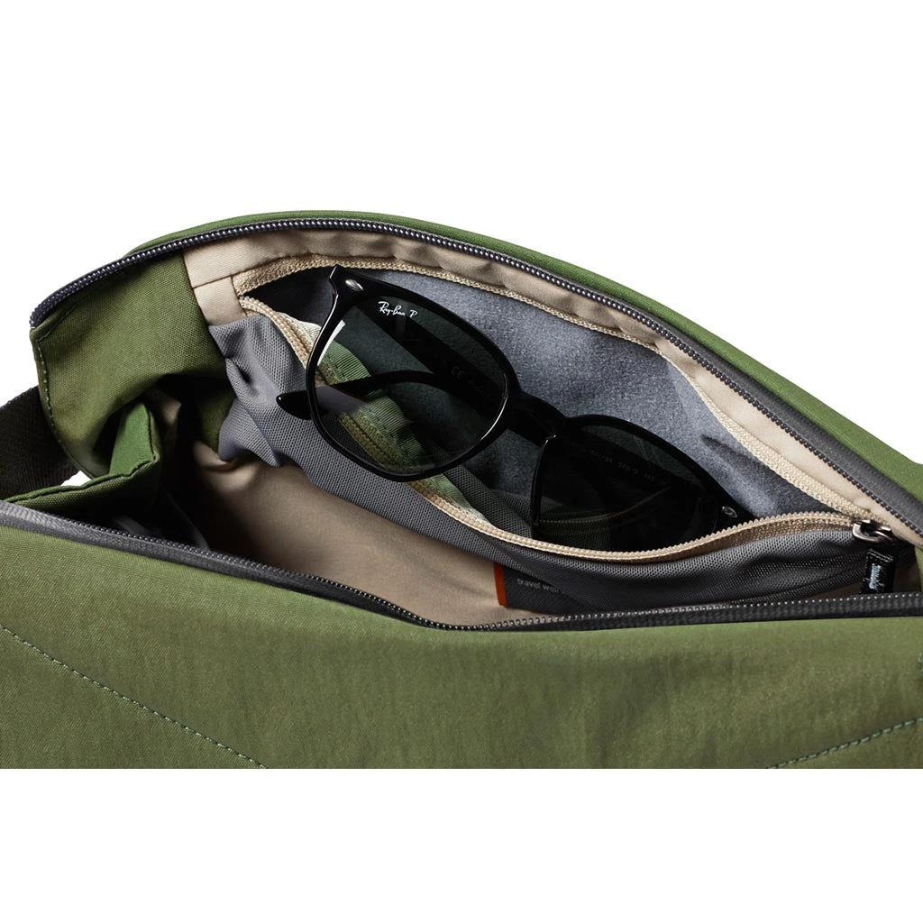 Bellroy Venture Sling 9L New 8 Bellroy Venture Sling 9L New