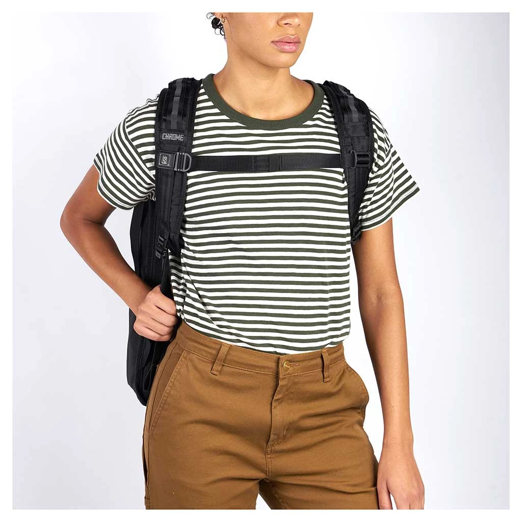 Chrome Industries Bags & EDC Barrage Session 11 Chrome Industries Bags & EDC Barrage Session