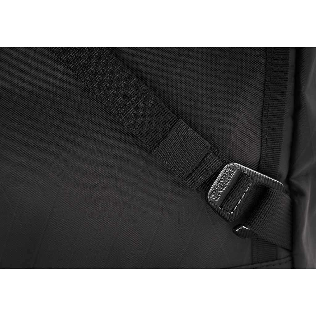 Chrome Industries Bravo 3.0 Bags & EDC 8 Chrome Industries Bravo 3.0 Bags & EDC