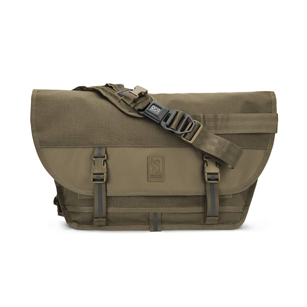 Chrome Industries Bags & EDC Citizen Messenger Bag 4 Chrome Industries Bags & EDC Citizen Messenger Bag