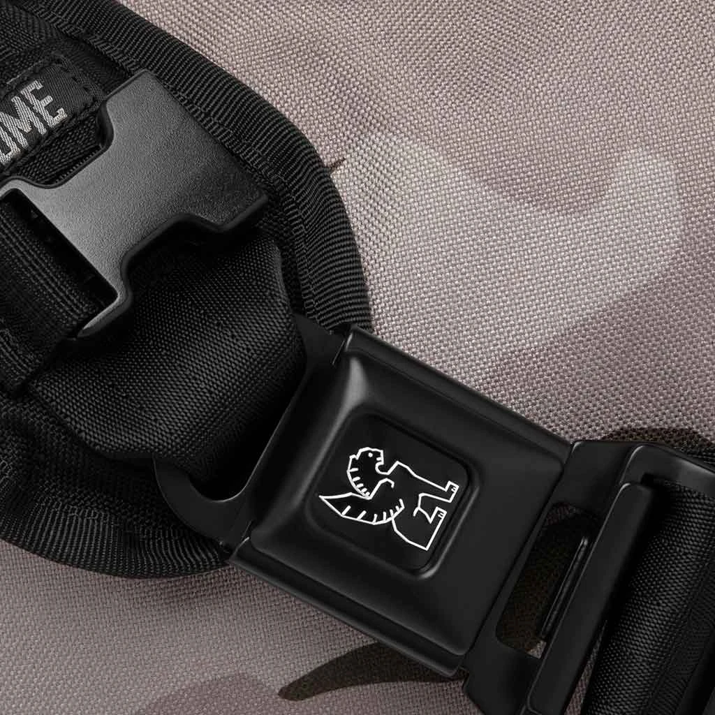 Chrome Industries Mini Metro Messenger Bag 5 Chrome Industries Mini Metro Messenger Bag