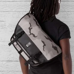 Chrome Industries Mini Metro Messenger Bag 13 Chrome Industries Mini Metro Messenger Bag