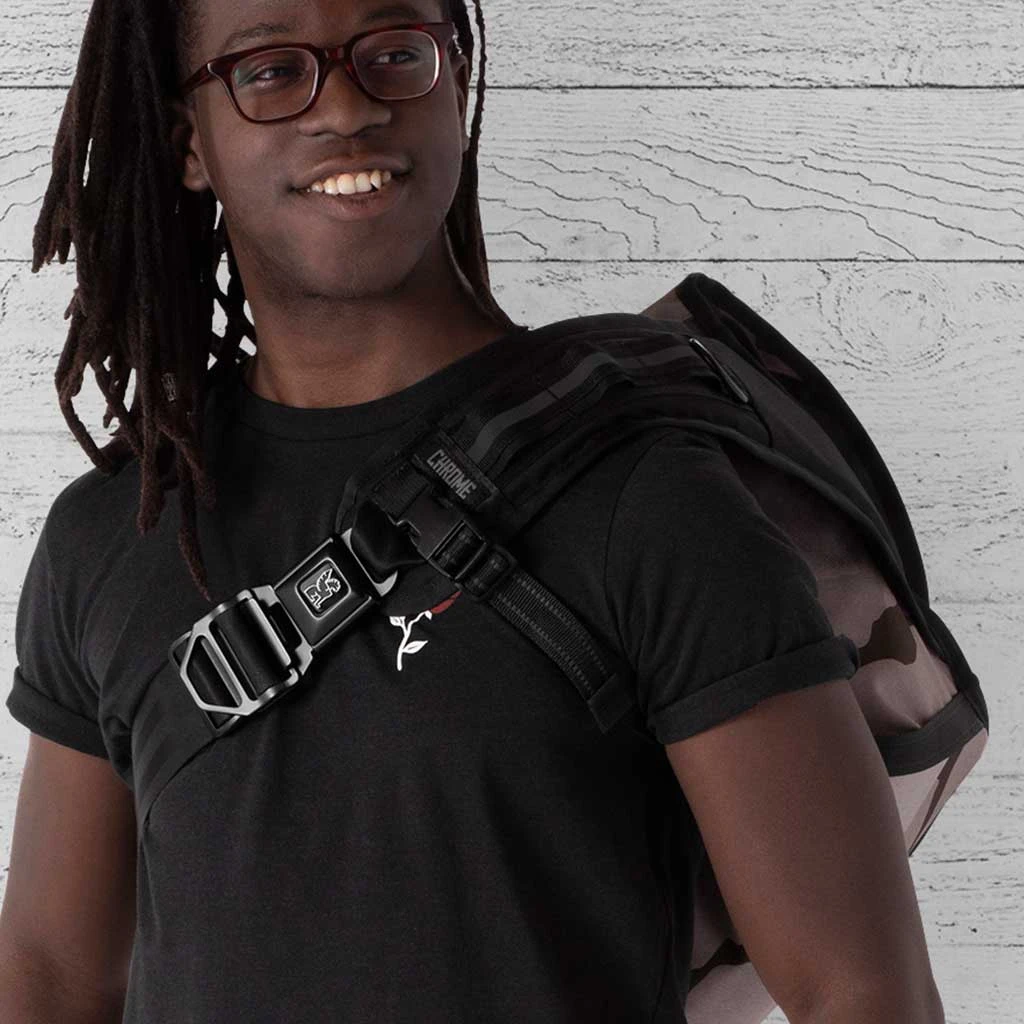 Chrome Industries Mini Metro Messenger Bag 6 Chrome Industries Mini Metro Messenger Bag