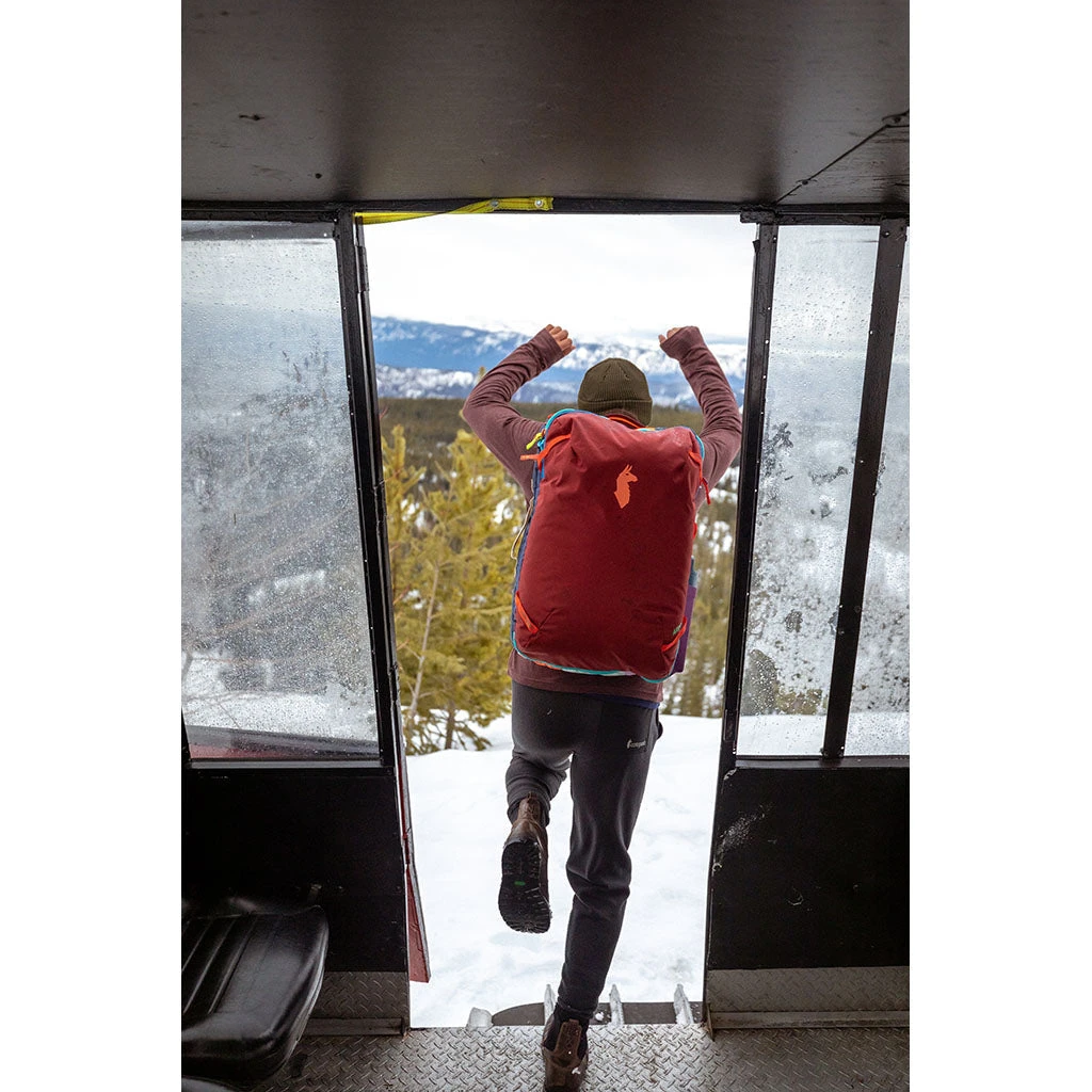 Cotopaxi Bags & EDC Allpa 42L Travel Pack | Del Día 19 Cotopaxi Bags & EDC Allpa 42L Travel Pack | Del Día