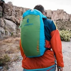 Cotopaxi Luzon 18L Backpack | Del Día Bags & EDC