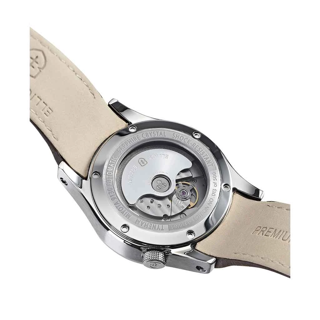 Elliot Brown Tyneham | 305-D06-L23 4 Elliot Brown Tyneham | 305-D06-L23