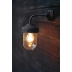 Garden Trading Barn Light