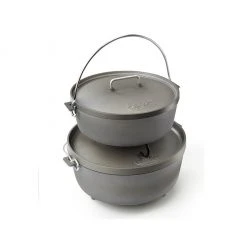 GSI Outdoors Hard Anodised Dutch Oven 7 GSI Outdoors Hard Anodised Dutch Oven