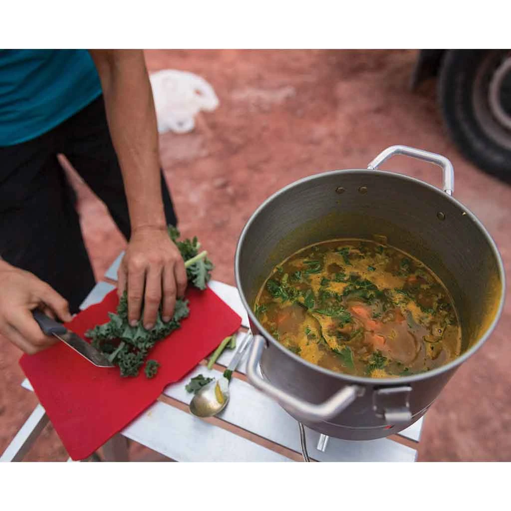 MSR WindBurner Stock Pot Camping Kit 6 MSR WindBurner Stock Pot Camping Kit