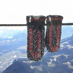 Öjbro Vantfabrik Futhark Thorbjörg Suede Palm Mittens Accessories & Footwear 9 Öjbro Vantfabrik Futhark Thorbjörg Suede Palm Mittens Accessories & Footwear