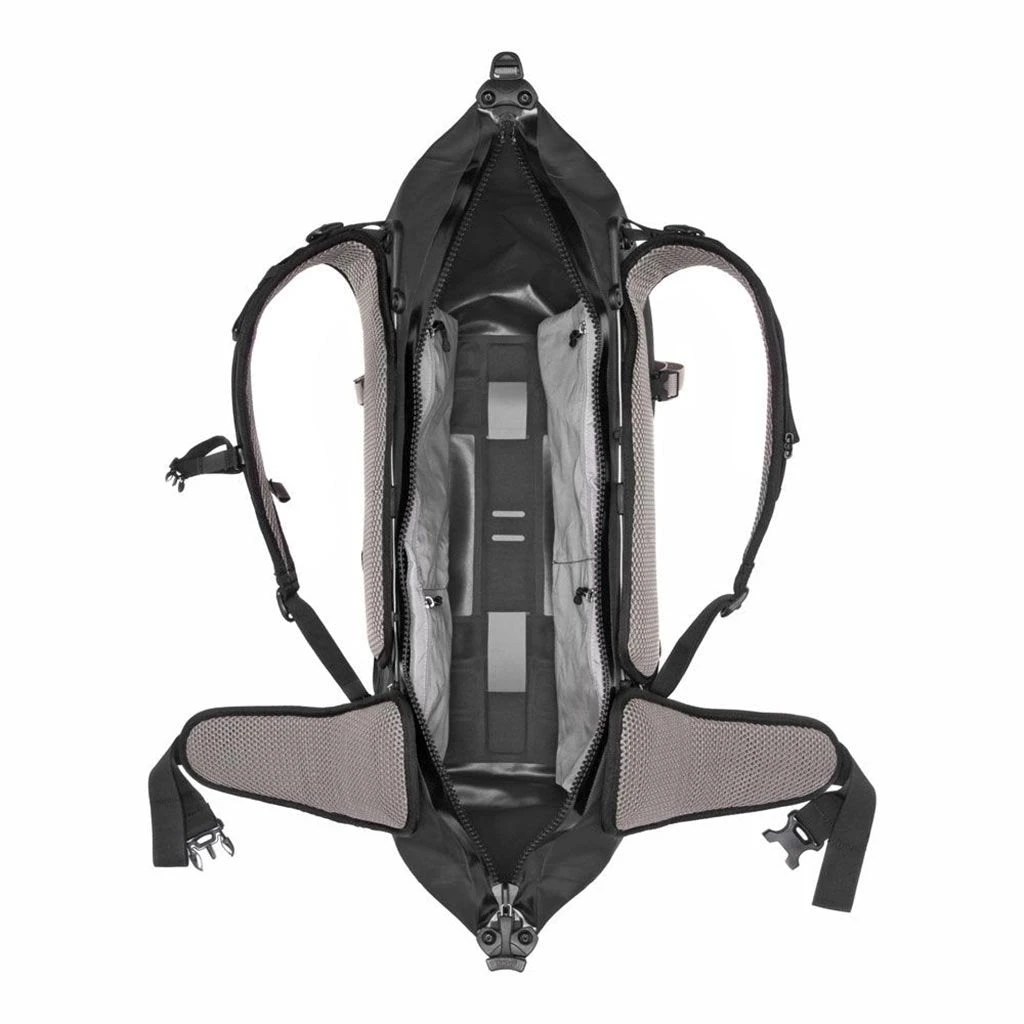 ORTLIEB Atrack 25L Bags & EDC 6 ORTLIEB Atrack 25L Bags & EDC