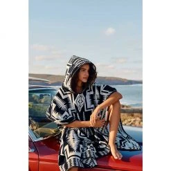 Pendleton Jacquard Hooded Towel