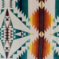 Pendleton Oversized Jacquard Spa Towel | Falcon Cove Sunset