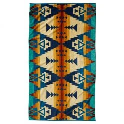 Pendleton Oversized Jacquard Spa Towel | Siskiyou Home, Garden & Cooking