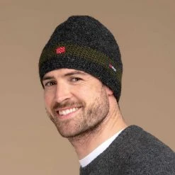 Sherpa Adventure Gear Bags & EDC Renzing Hat