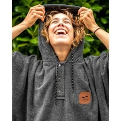 Slowtide The Digs Changing Poncho