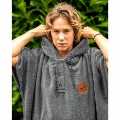 Slowtide The Digs Changing Poncho