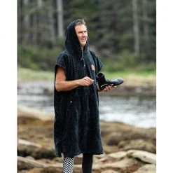Slowtide Clothing The Digs Changing Poncho 23 Slowtide Clothing The Digs Changing Poncho