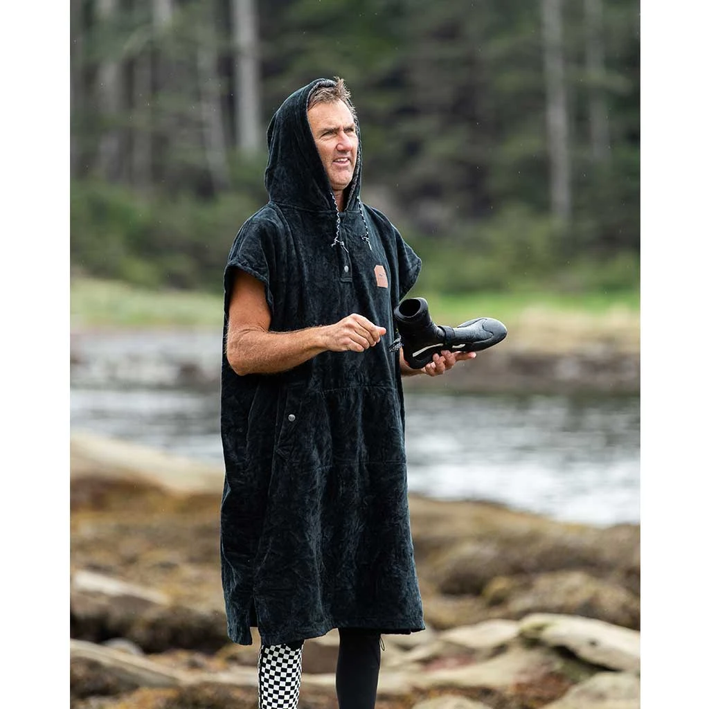 Slowtide Clothing The Digs Changing Poncho 10 Slowtide Clothing The Digs Changing Poncho