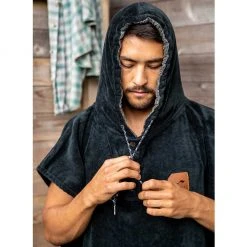 Slowtide Clothing The Digs Changing Poncho 26 Slowtide Clothing The Digs Changing Poncho