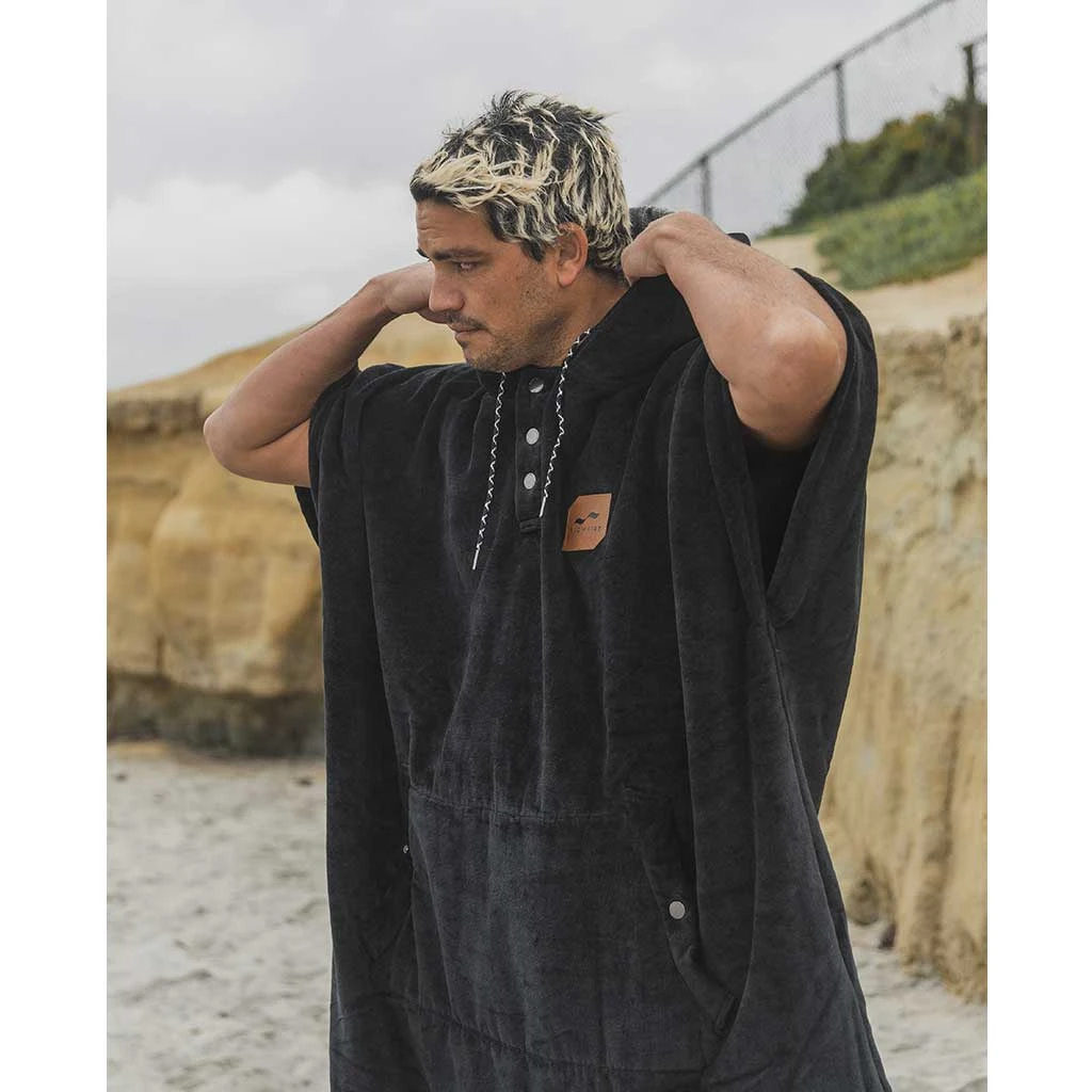 Slowtide Clothing The Digs Changing Poncho 6 Slowtide Clothing The Digs Changing Poncho