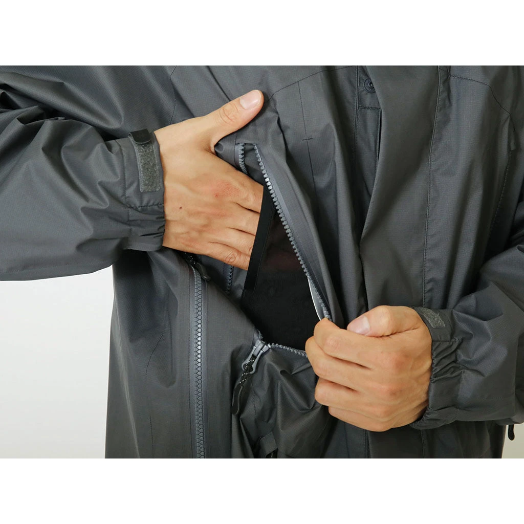 Snow Peak New 2.5L Rain Jacket 8 Snow Peak New 2.5L Rain Jacket