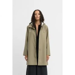 Stutterheim Mosebacke Raincoat | Women's Clothing